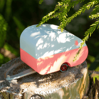 Candylab – Rosebud Camper