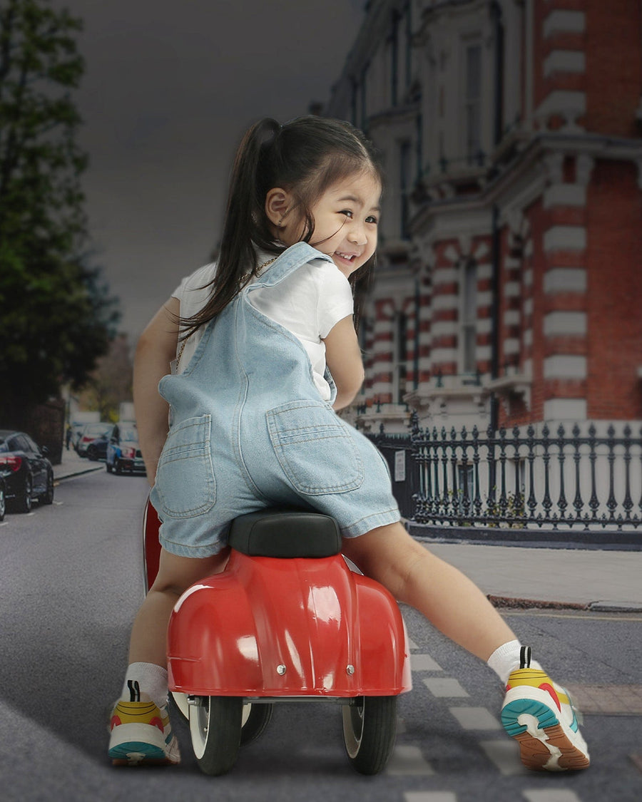 Ambosstoys Primo Classic Red Ride-On  (Leather Seat)