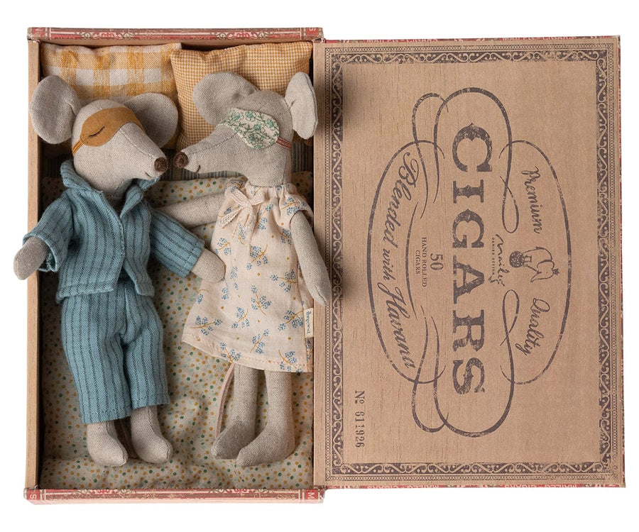 Maileg Mum and Dad Mice in Cigarbox