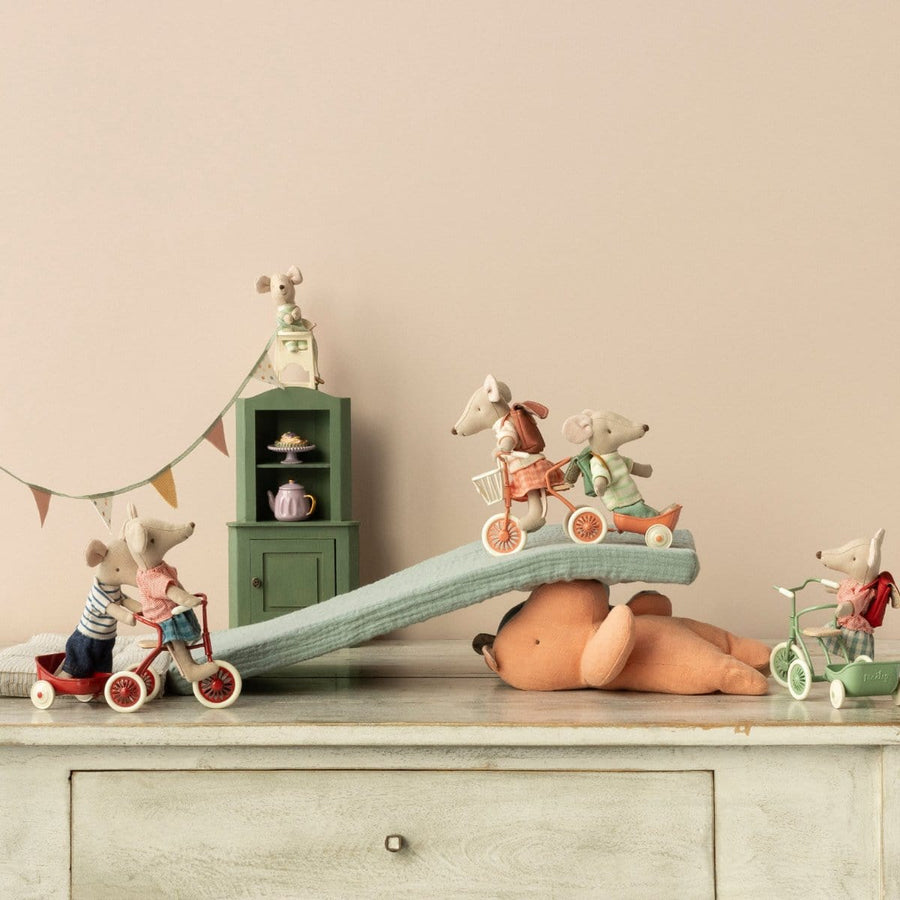 Maileg Tricycle Mouse Big Sister Red 2024