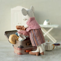 Maileg Mouse Knitted Blouse & Skirt in Suitcase Grandma Mouse