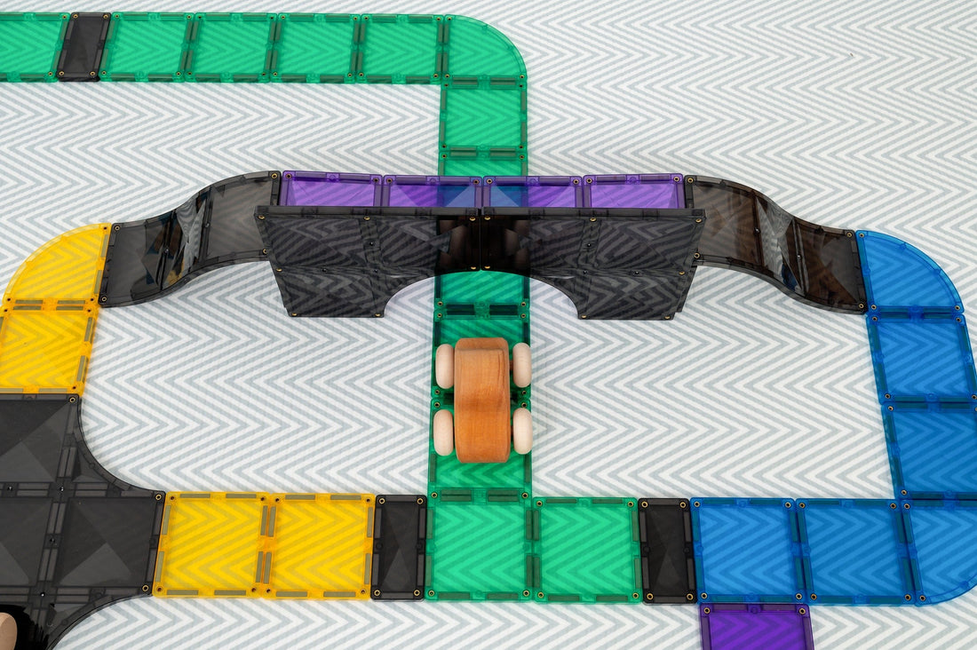 Connetix Tiles Roads Ramps and Intersections Pack 16 Piece