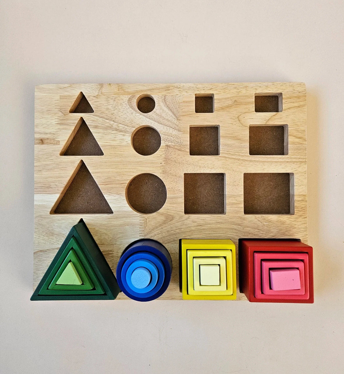 QToys 3D Sorting and Nesting Board