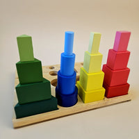 QToys 3D Sorting and Nesting Board
