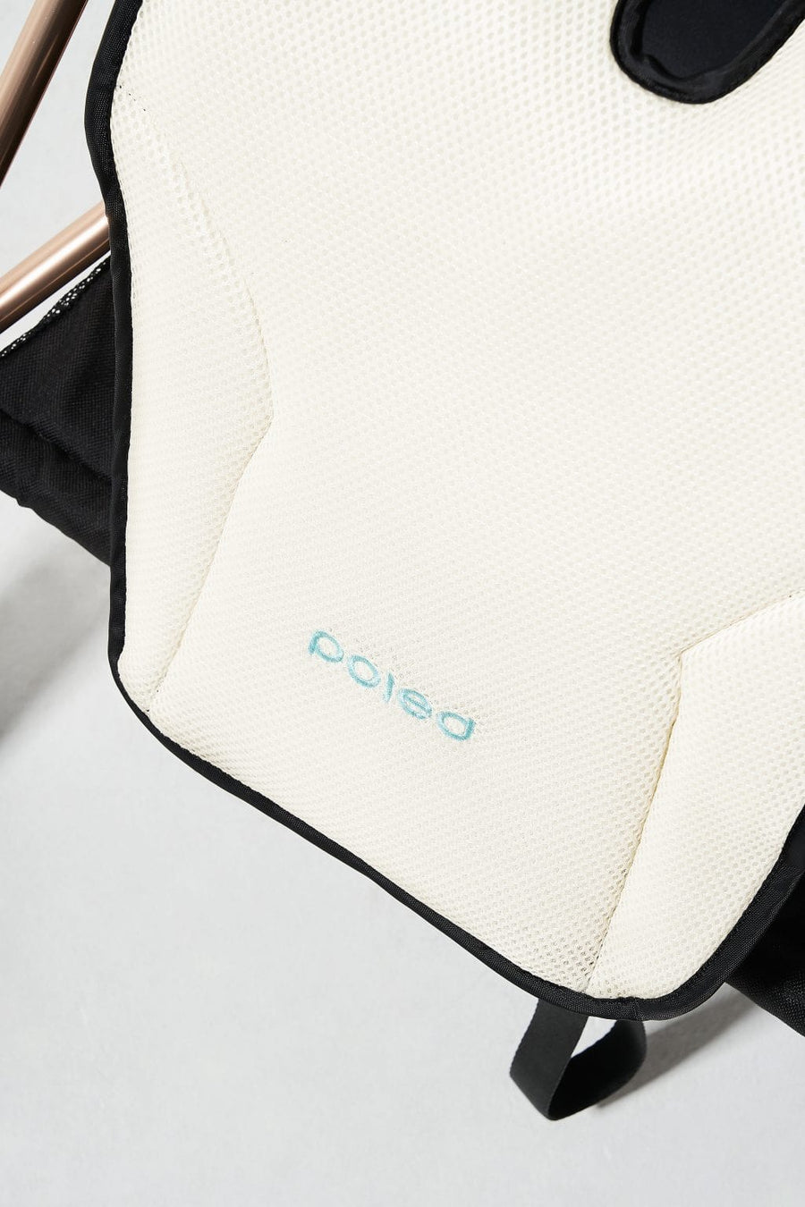 Poled Airluv2 Donut Airflow Cooler Pad- Cream