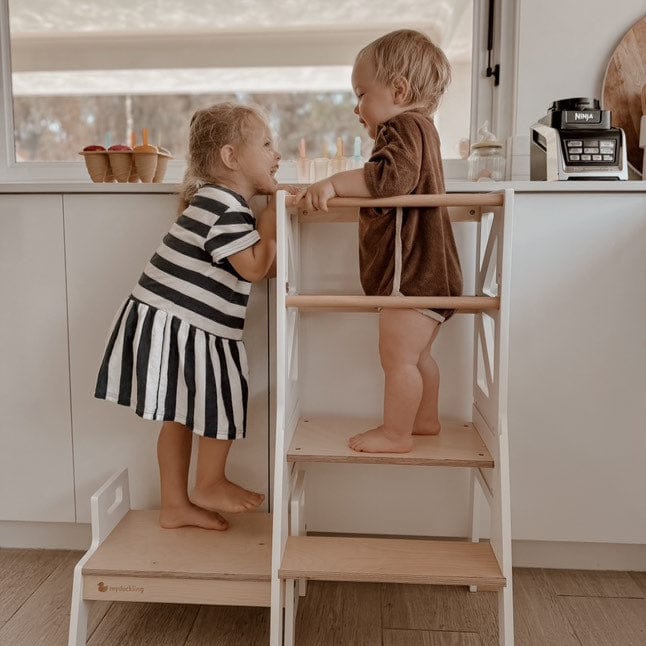 My Duckling JALA Deluxe Adjustable Learning Tower (White/Natural) - Flag with Rectangle Handle (Mid August Pre-Order)