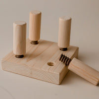 QToys Screw Game