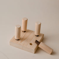 QToys Screw Game