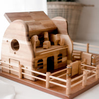 QToys Farm Barn