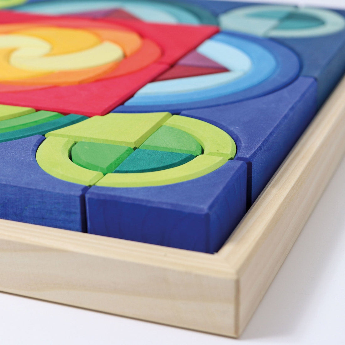 Grimm's Building Set Arcs in Squares