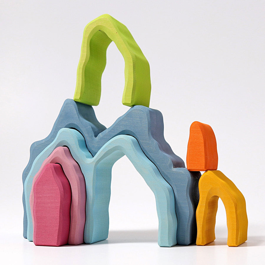 Grimm's Stacking Cave Arch