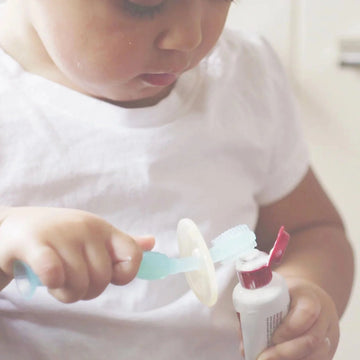 HAAKAA 360° Silicone Toothbrush