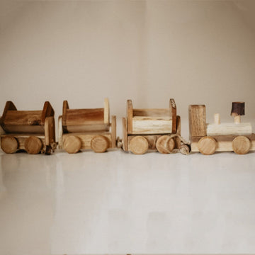 QToys Wooden Train