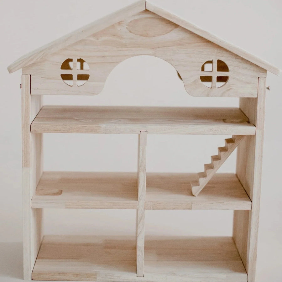 QToys Classic Wooden Dollhouse