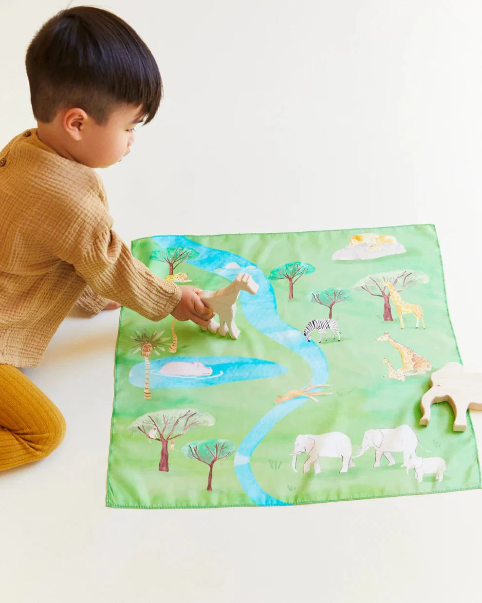 Sarah's Silks Mini Playsilk - Safari Playmap