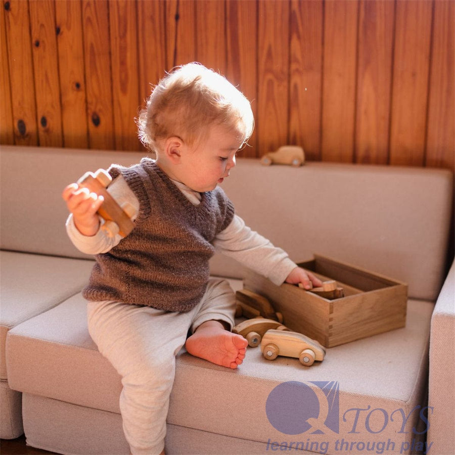 QToys Wooden Car Play Set