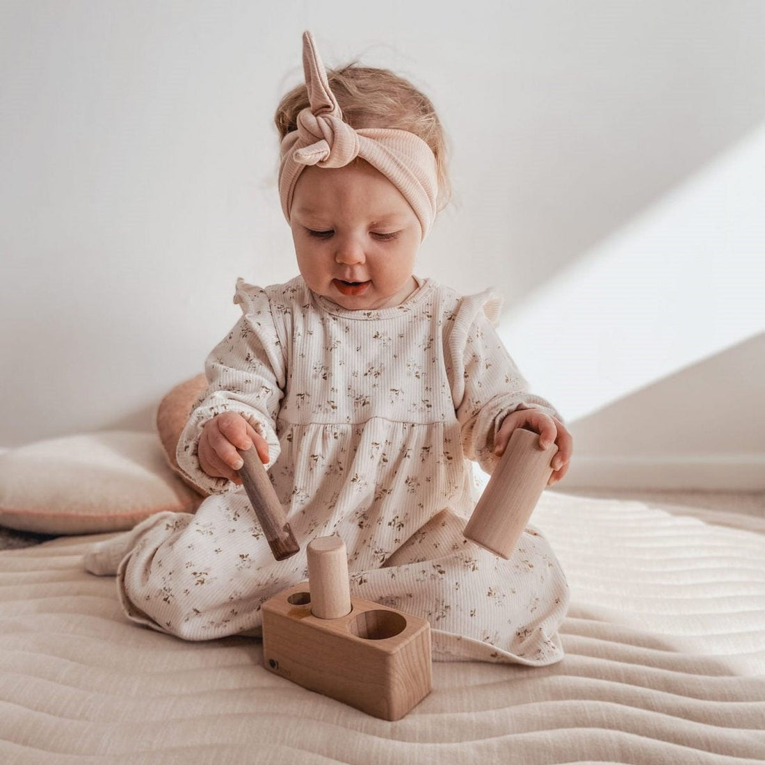 QToys 3 Pole Puzzle