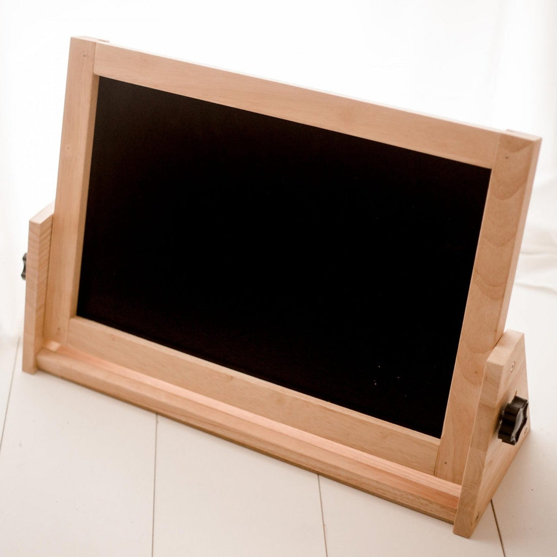 QToys 4 in 1 Table Easel