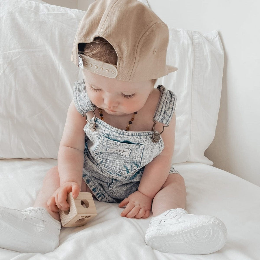 QToys Cube Rattle