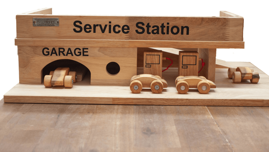 QToys Solid Wooden Service Station