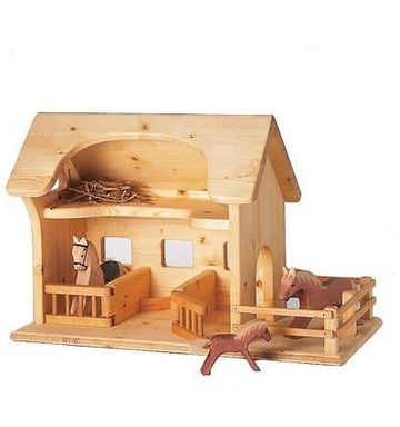 Drei Blatter Wooden Farm Barn with Stable