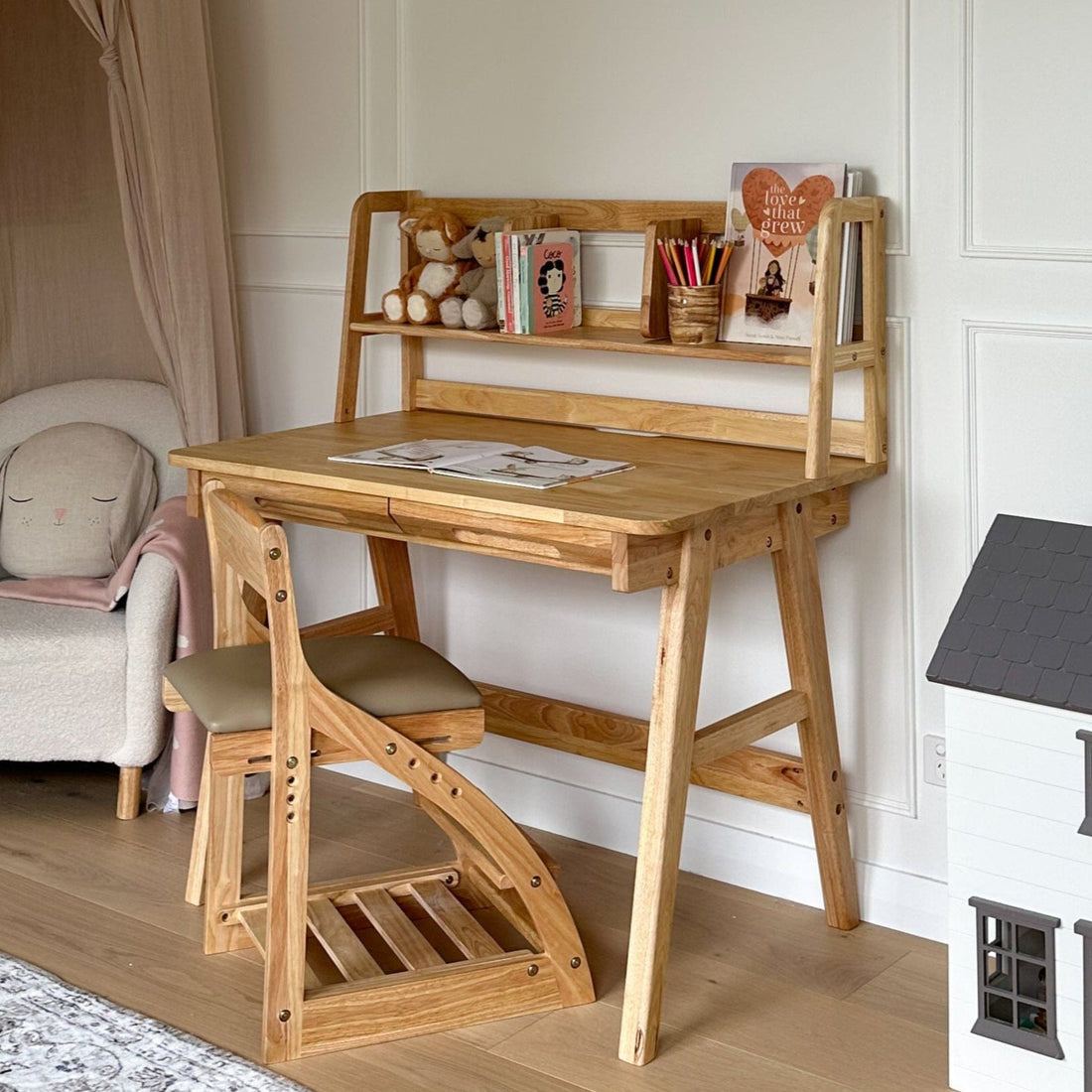 My Duckling Montessori Solid Wood Study Desk