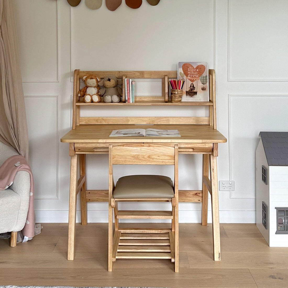 My Duckling Montessori Solid Wood Study Desk