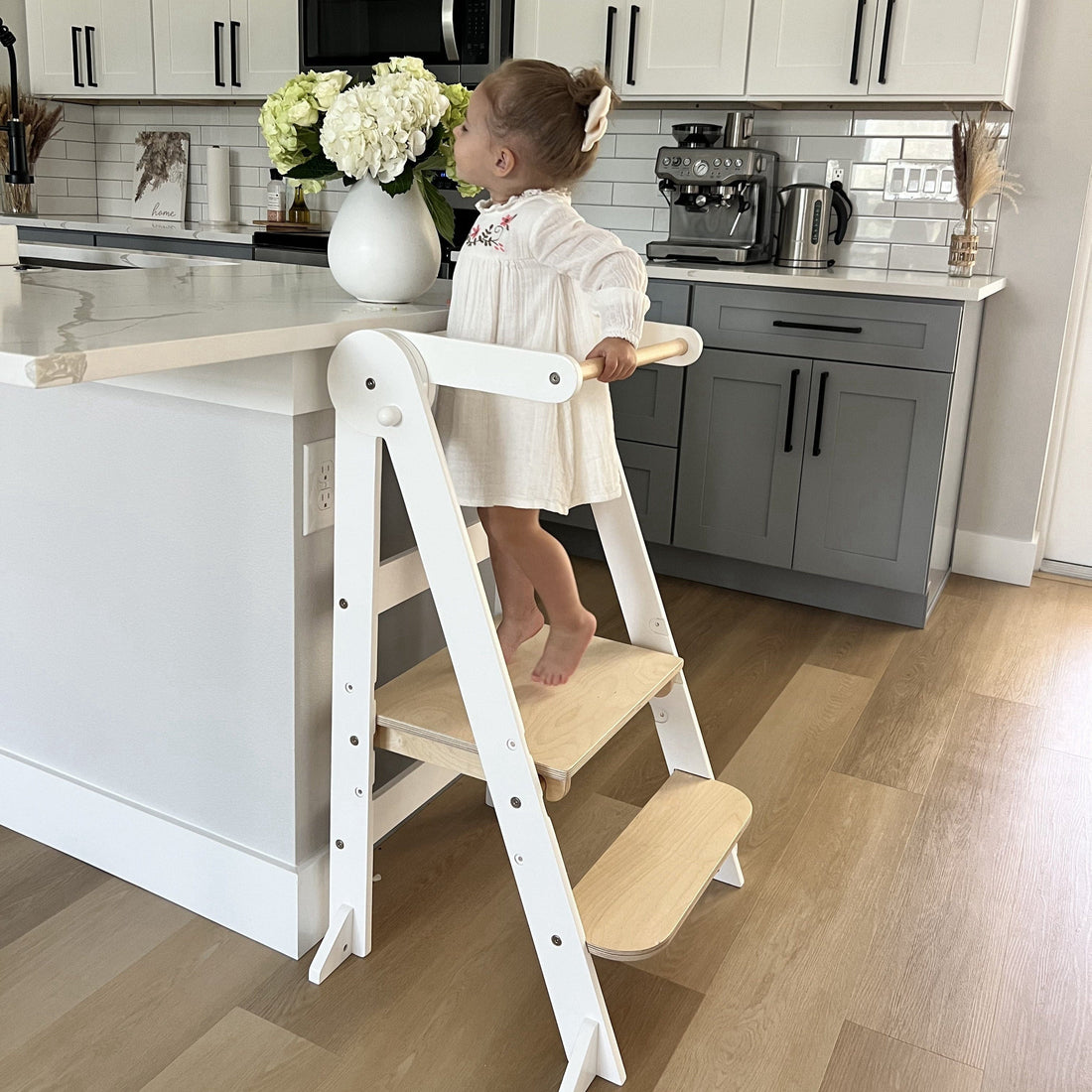 Mini Chef: My Duckling Deluxe Folding Adjustable Learning Tower set