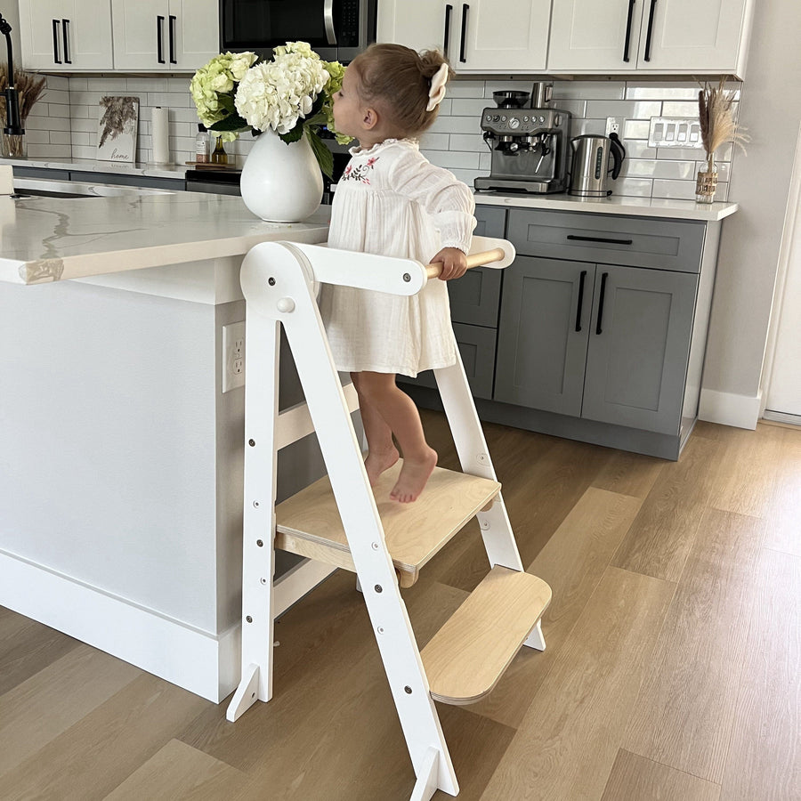 Mini Chef: My Duckling Deluxe Folding Adjustable Learning Tower set