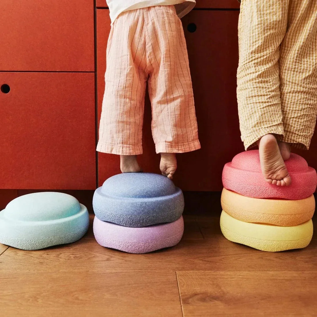 Grimm's x Stapelstein Set - Original Rainbow Complete Pastel Set of 8 + Grimm's Rolling Disc Set